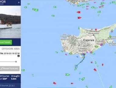 «Φορτσάρει» η ExxonMobil στην Κυπριακή ΑΟΖ - Απέπλευσε το ερευνητικό της εταιρείας για το Οικόπεδο 10 (φωτό)